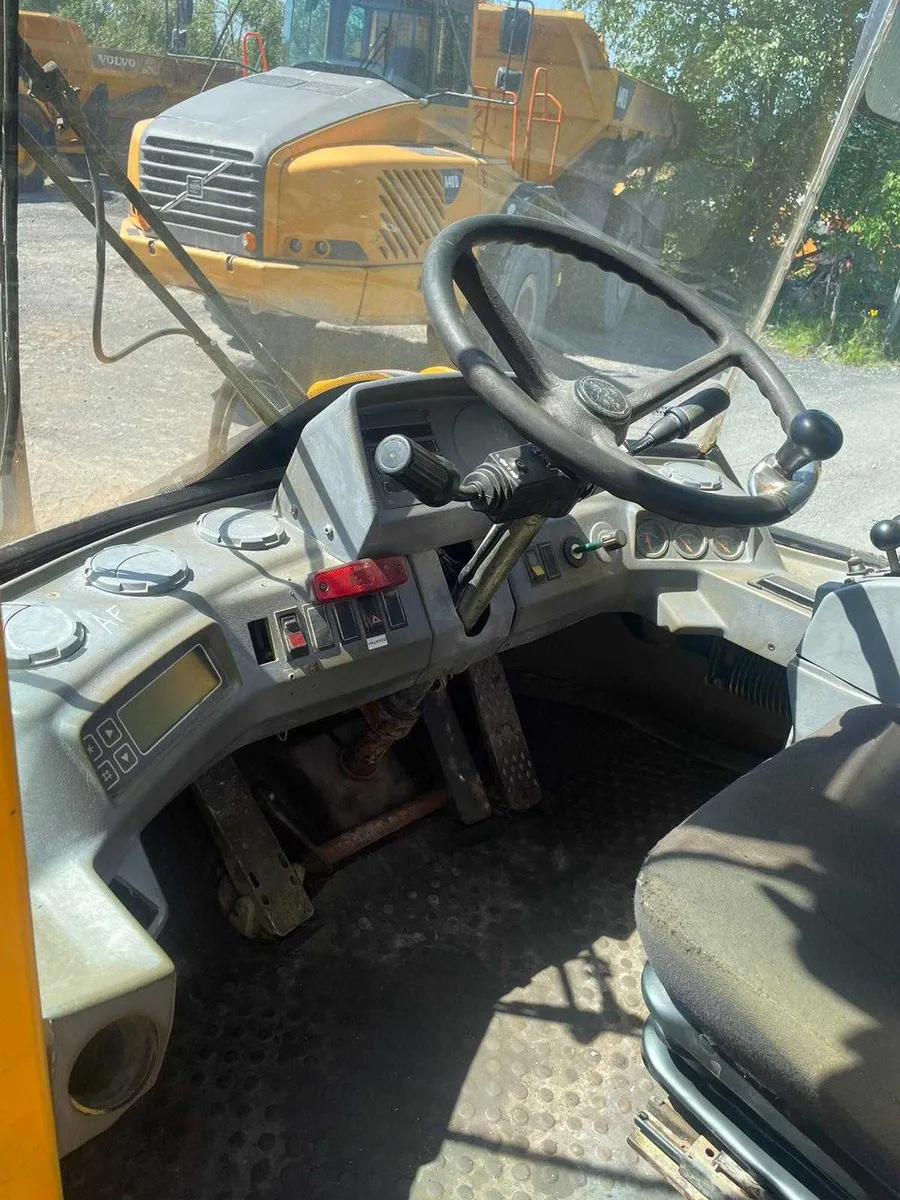 Volvo L70C - Image 3