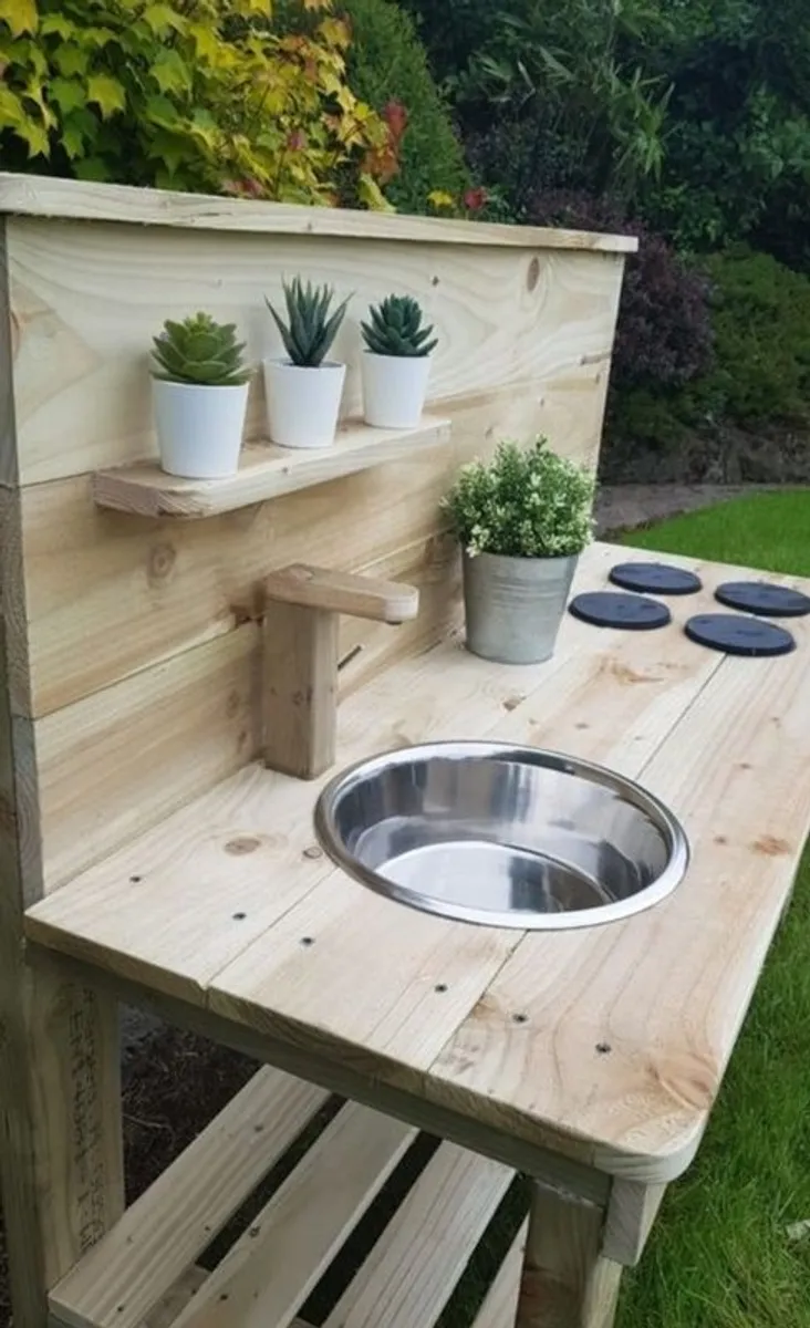 Mud Kitchen - Image 4