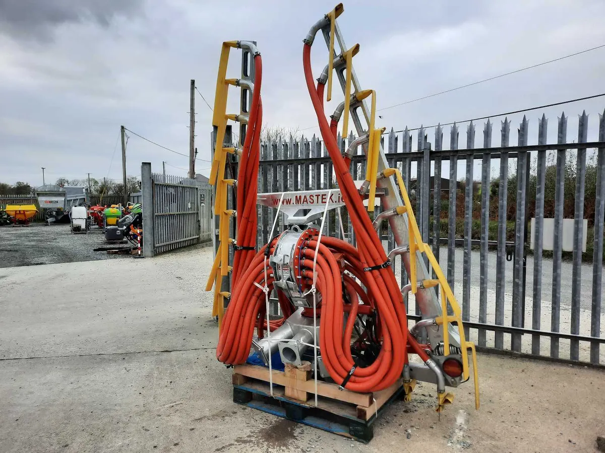 NEW MASTEK 7.5 METRE DRIBBLE BAR - €11,220 + VAT - Image 1