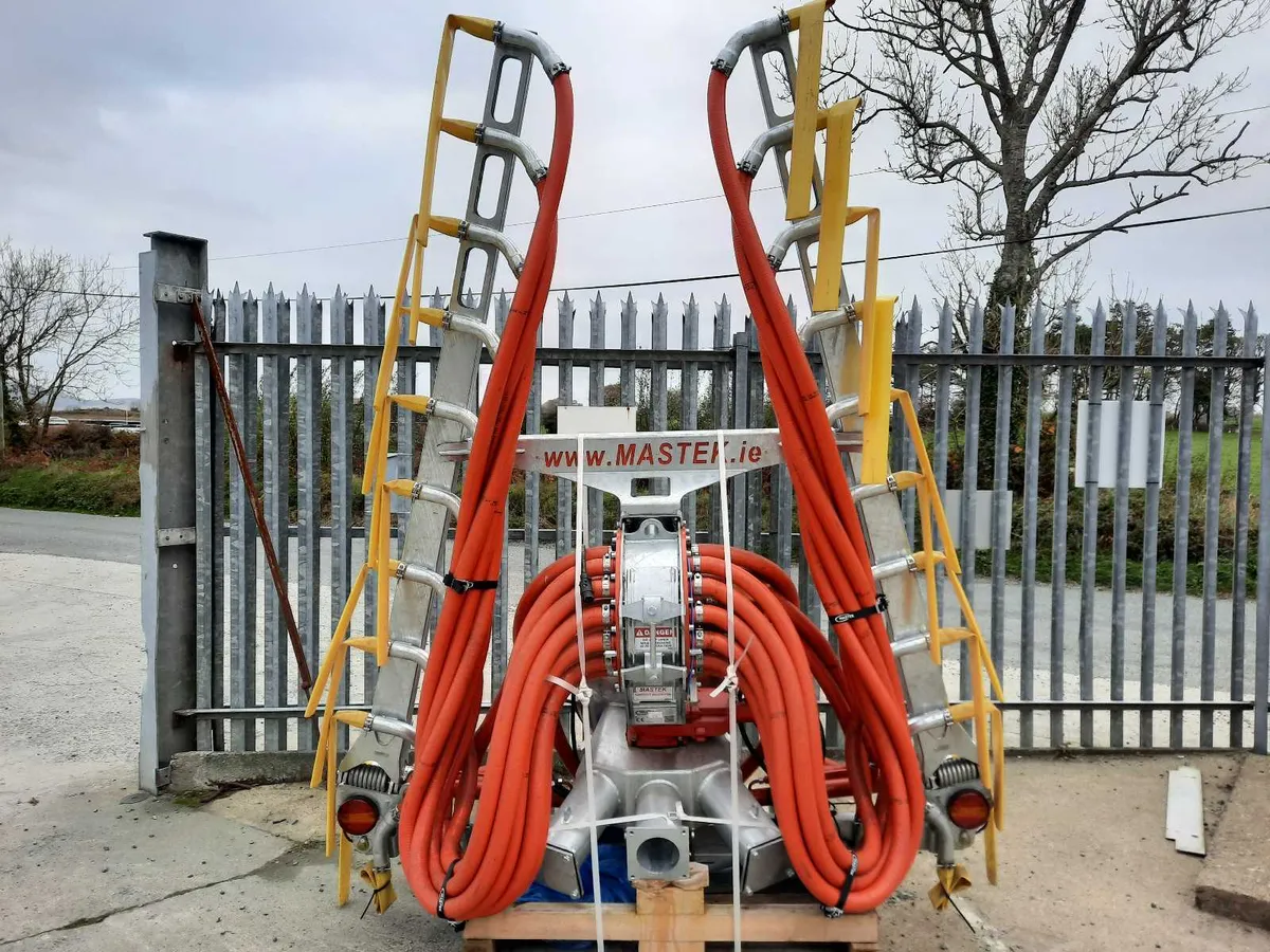 NEW MASTEK 7.5 METRE DRIBBLE BAR - €11,220 + VAT - Image 2