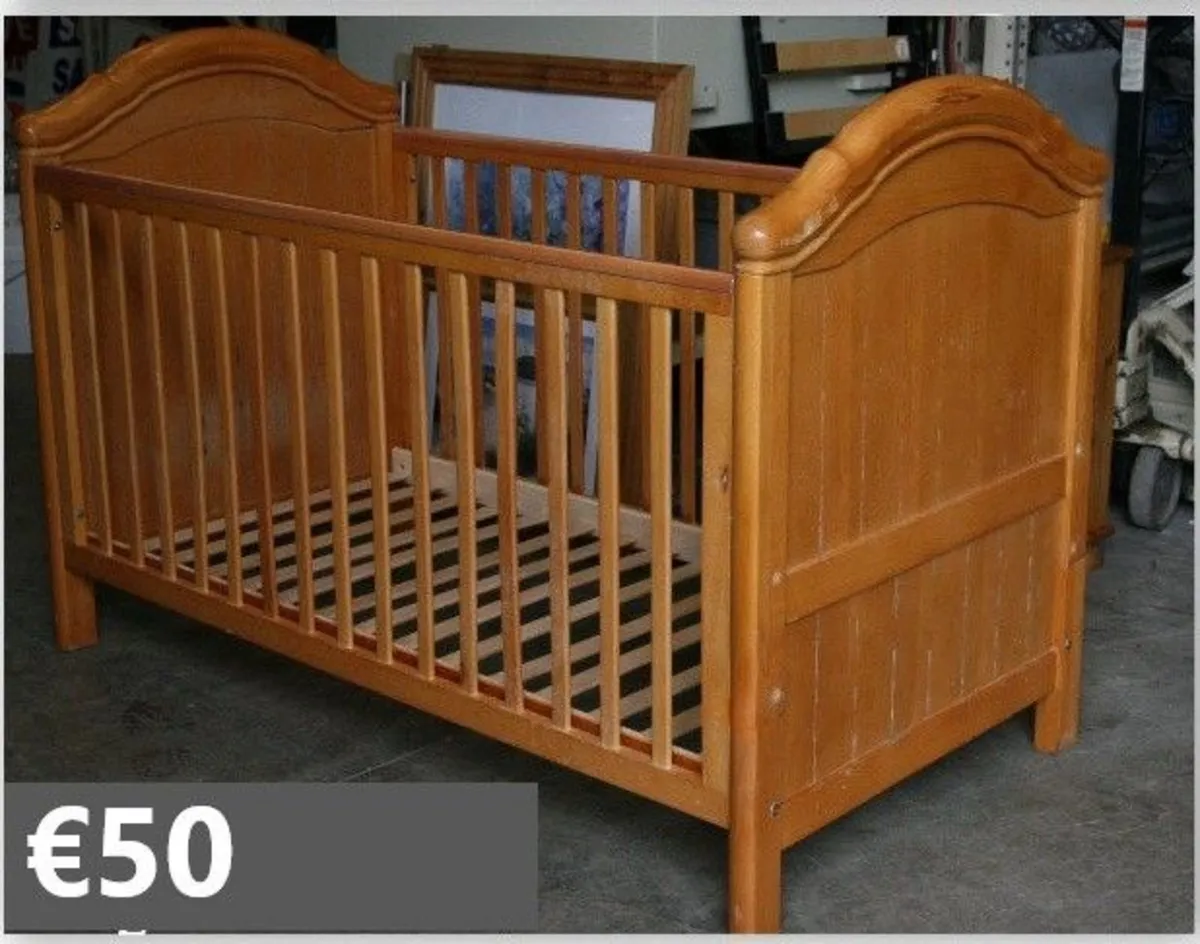 Baby Cots & room accessories - Image 2
