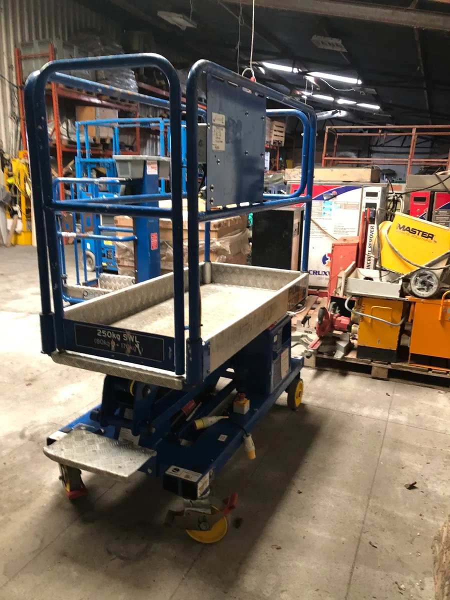 Power Tower Hoist - Image 4