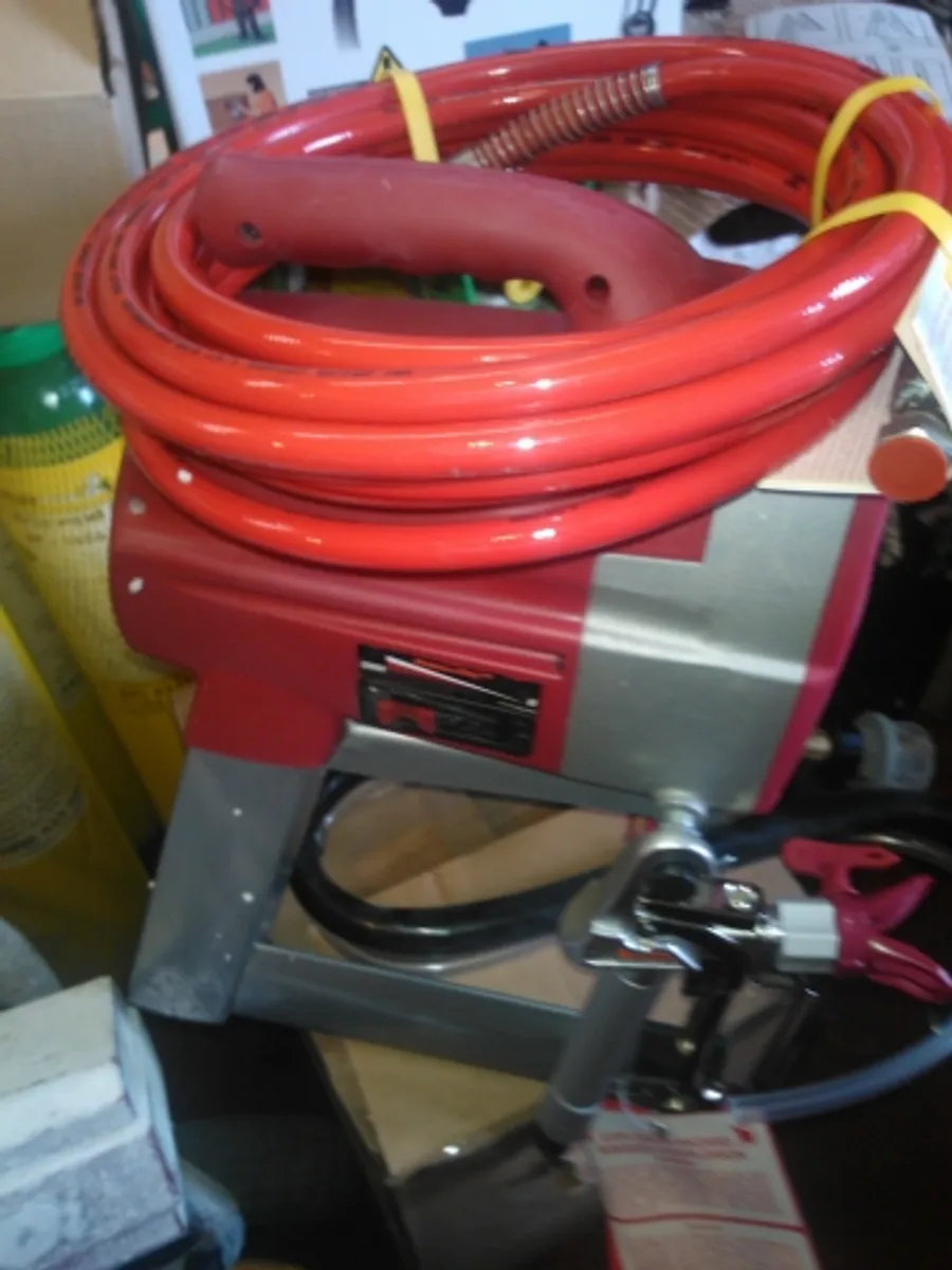Paint Sprayers Titan + Graco - Image 3