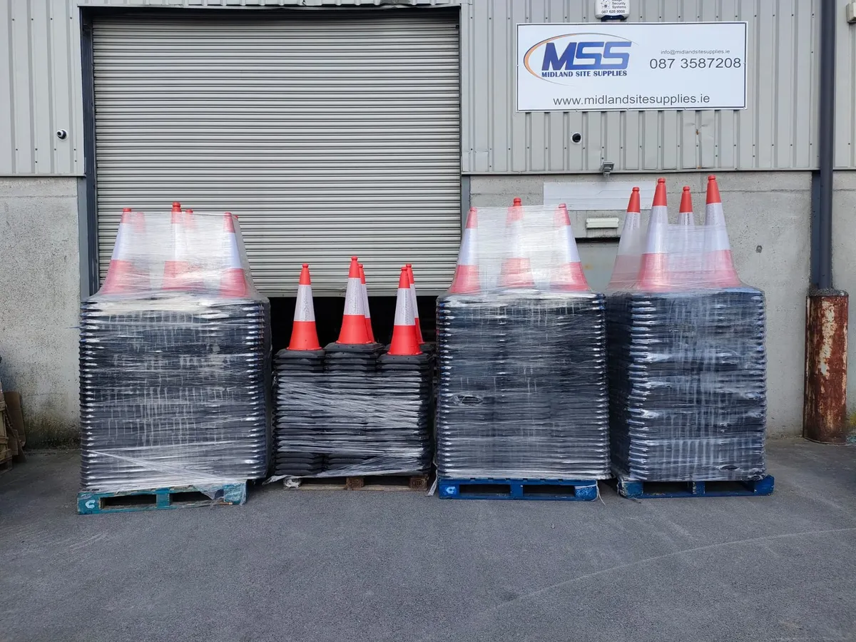 1m & 750mm cones - Image 2
