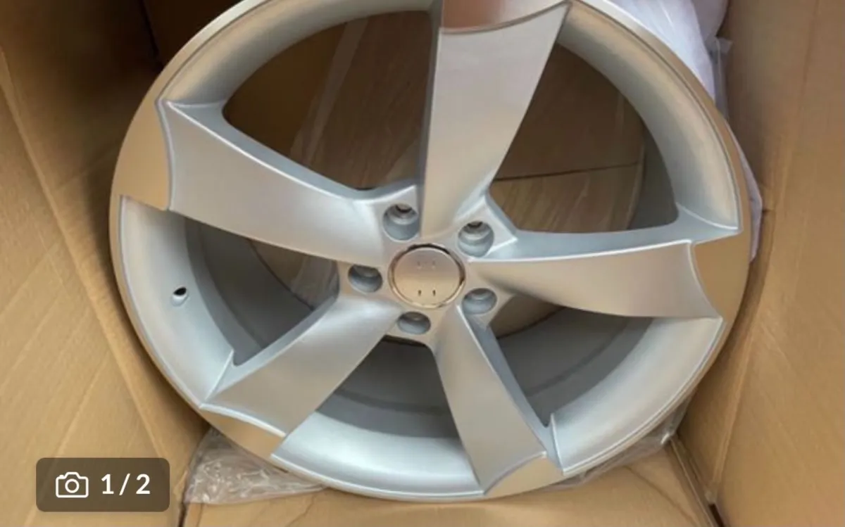 19” ttrs hyper silver & tyres