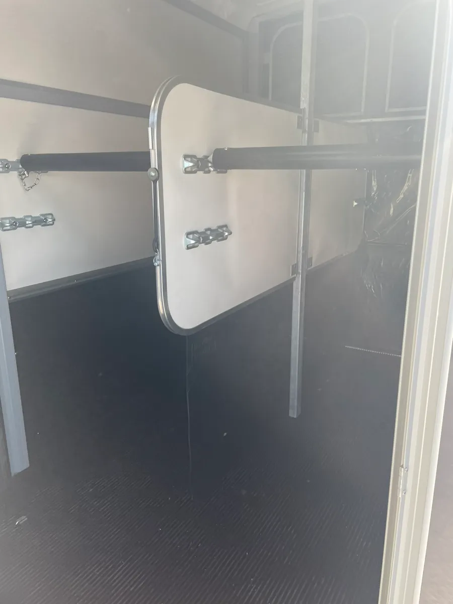 Brand new hb506 - Image 2