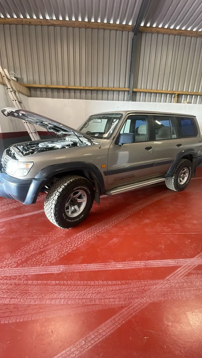 Nissan patrol spoiler accessories - Image 1