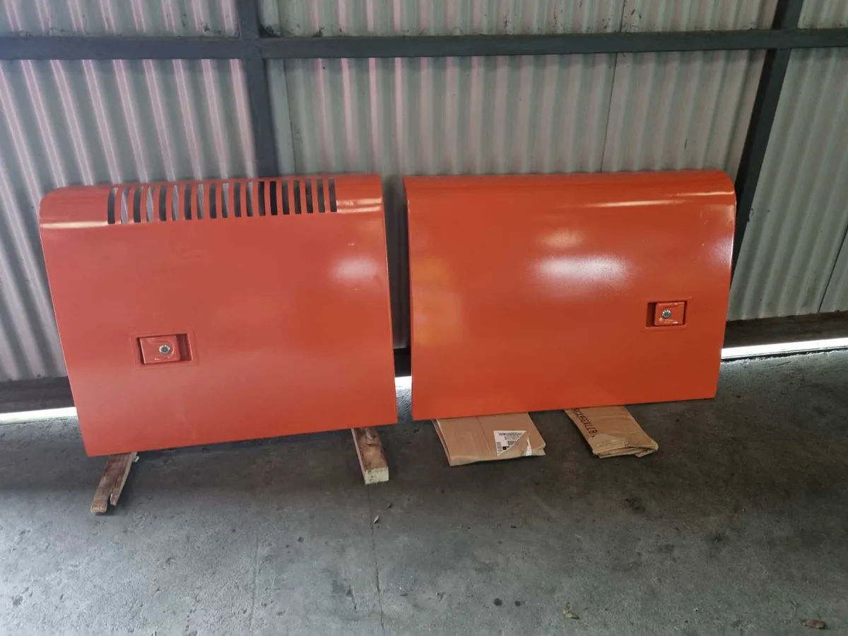 Hitachi Zaxis -1 rear doors - Image 2
