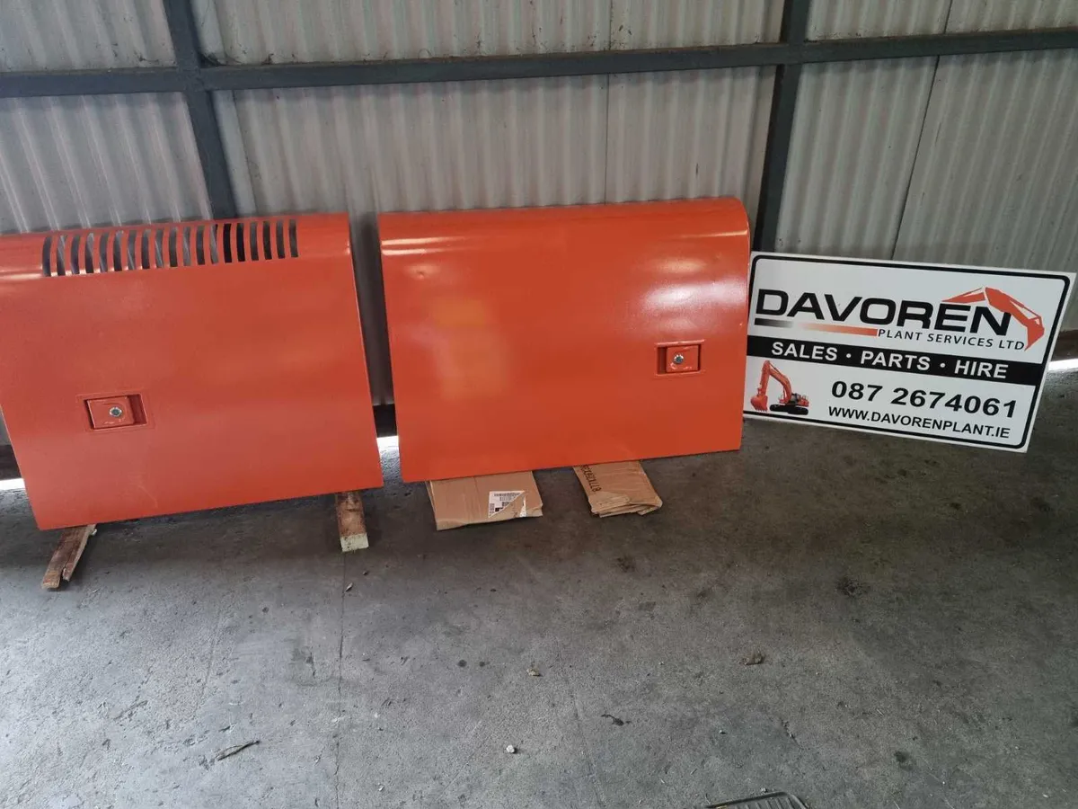 Hitachi Zaxis -1 rear doors - Image 1