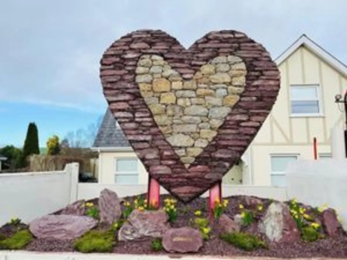 Memorial stones, polished grave pebbles - Image 4