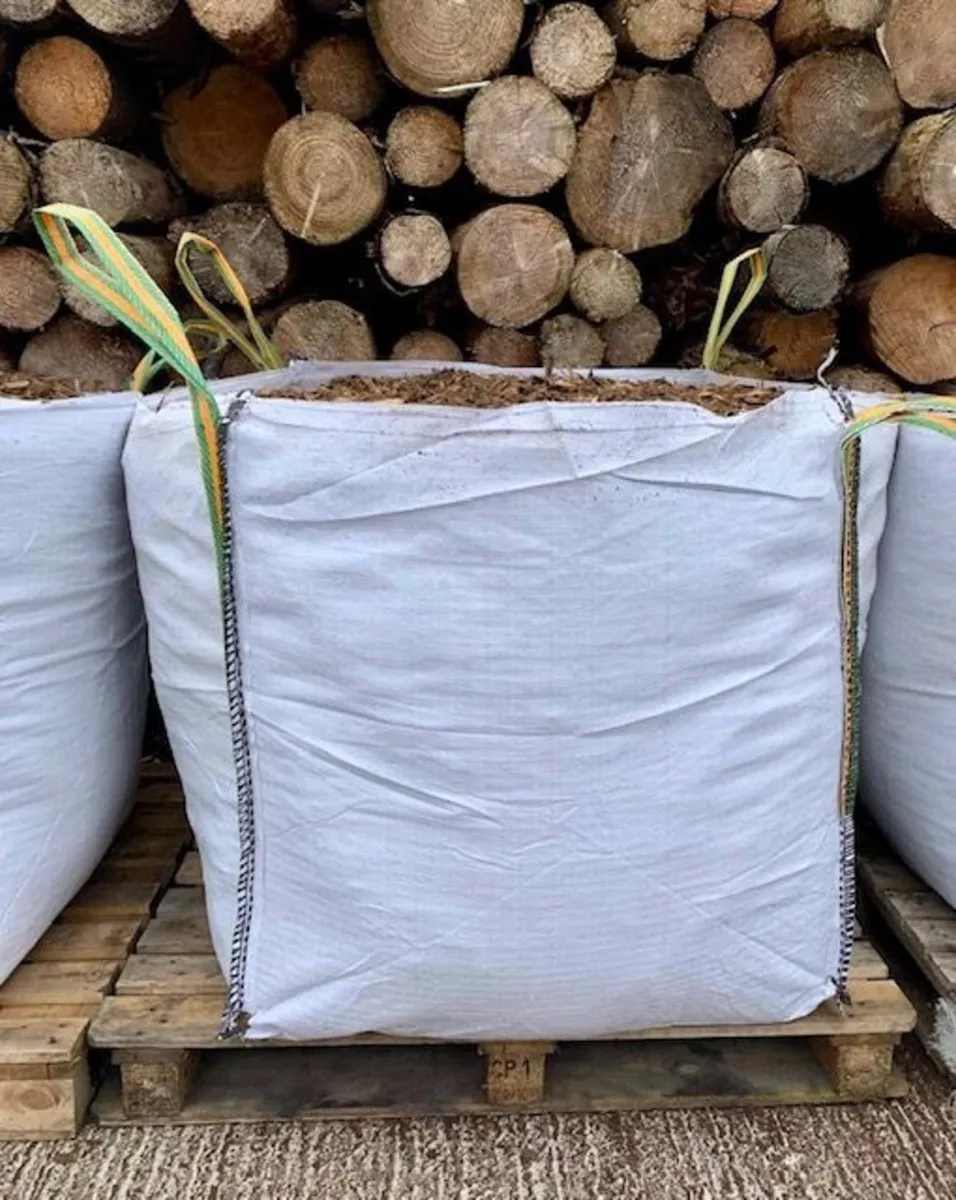 Brown Bark Mulch - Image 3