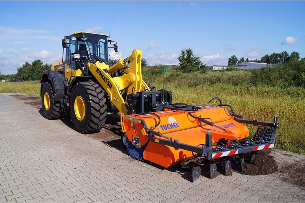 Road sweepers - Image 3