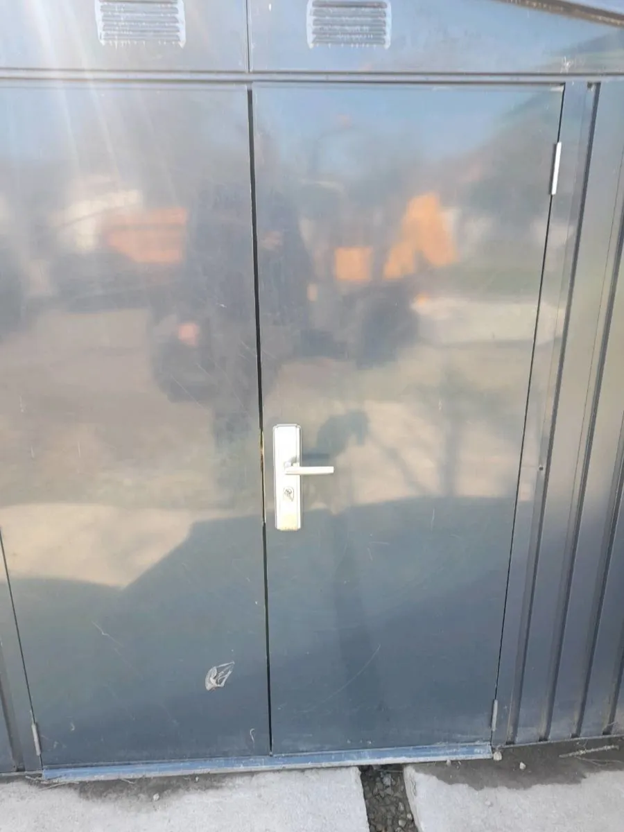 8ftx10ft Premium metal garden shed - Image 3