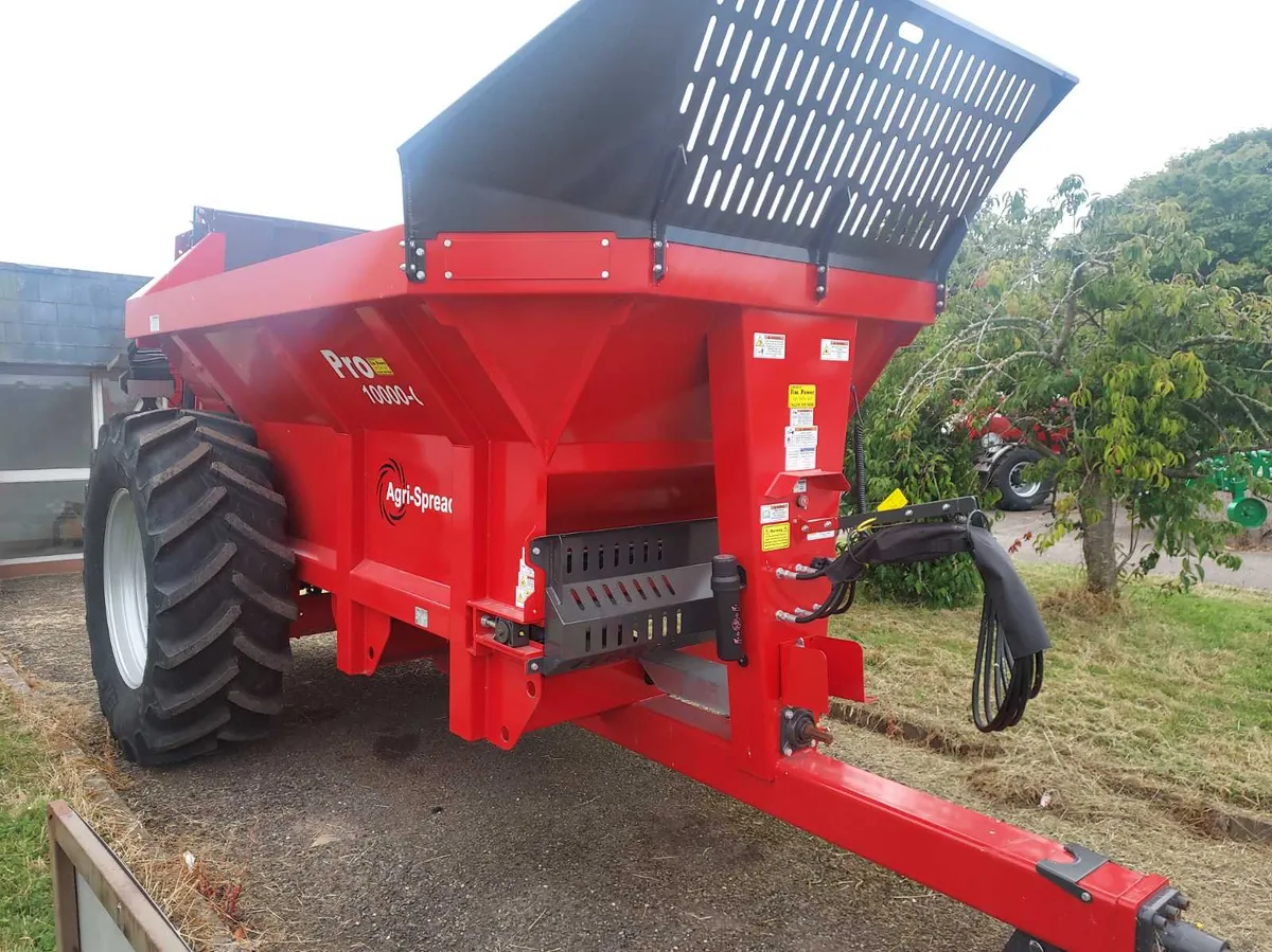 AgriSpread PRO 10000 C Rear Discharge Spreader - Image 1