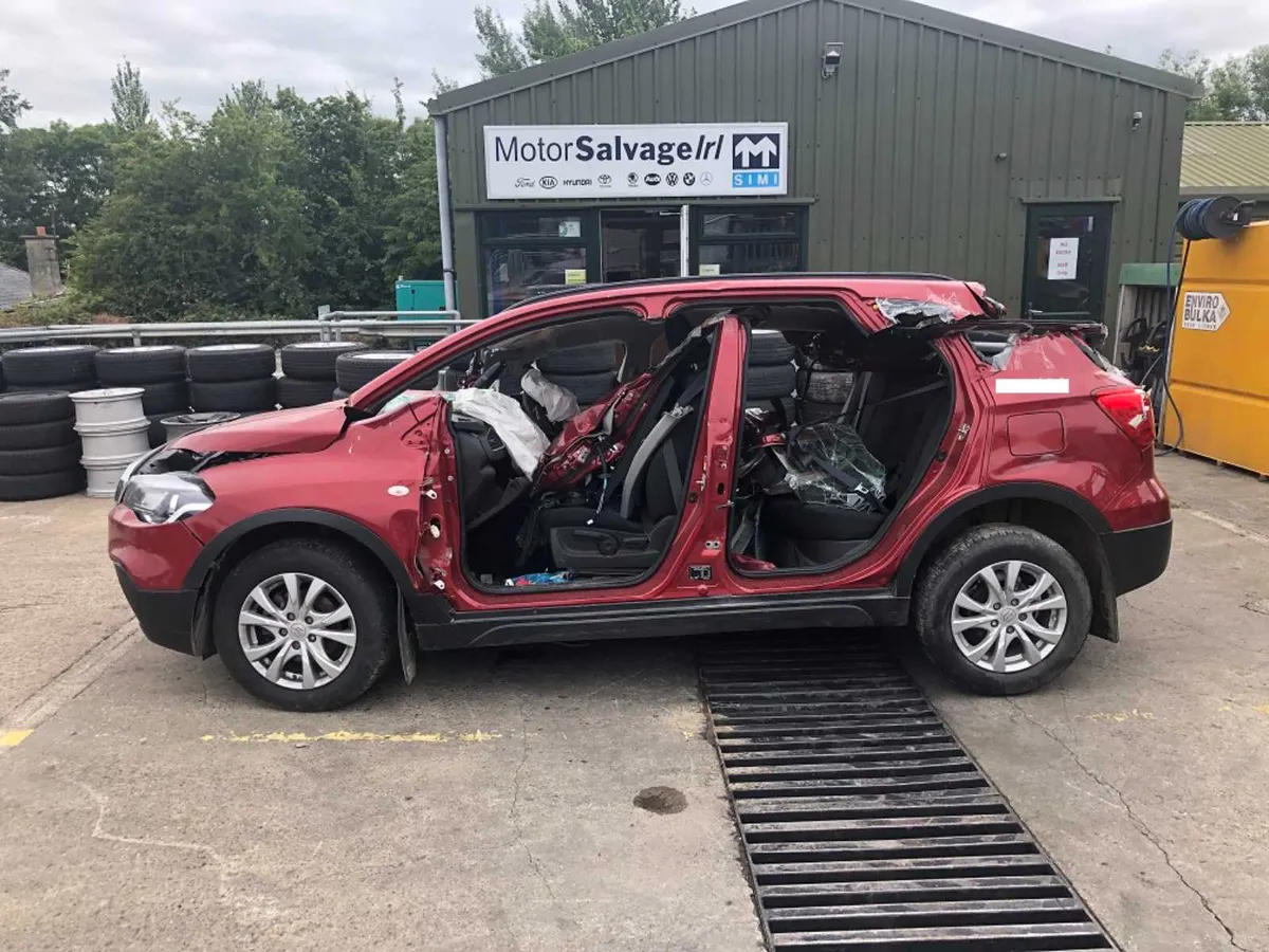 SX4 Cross Suzuki 2020