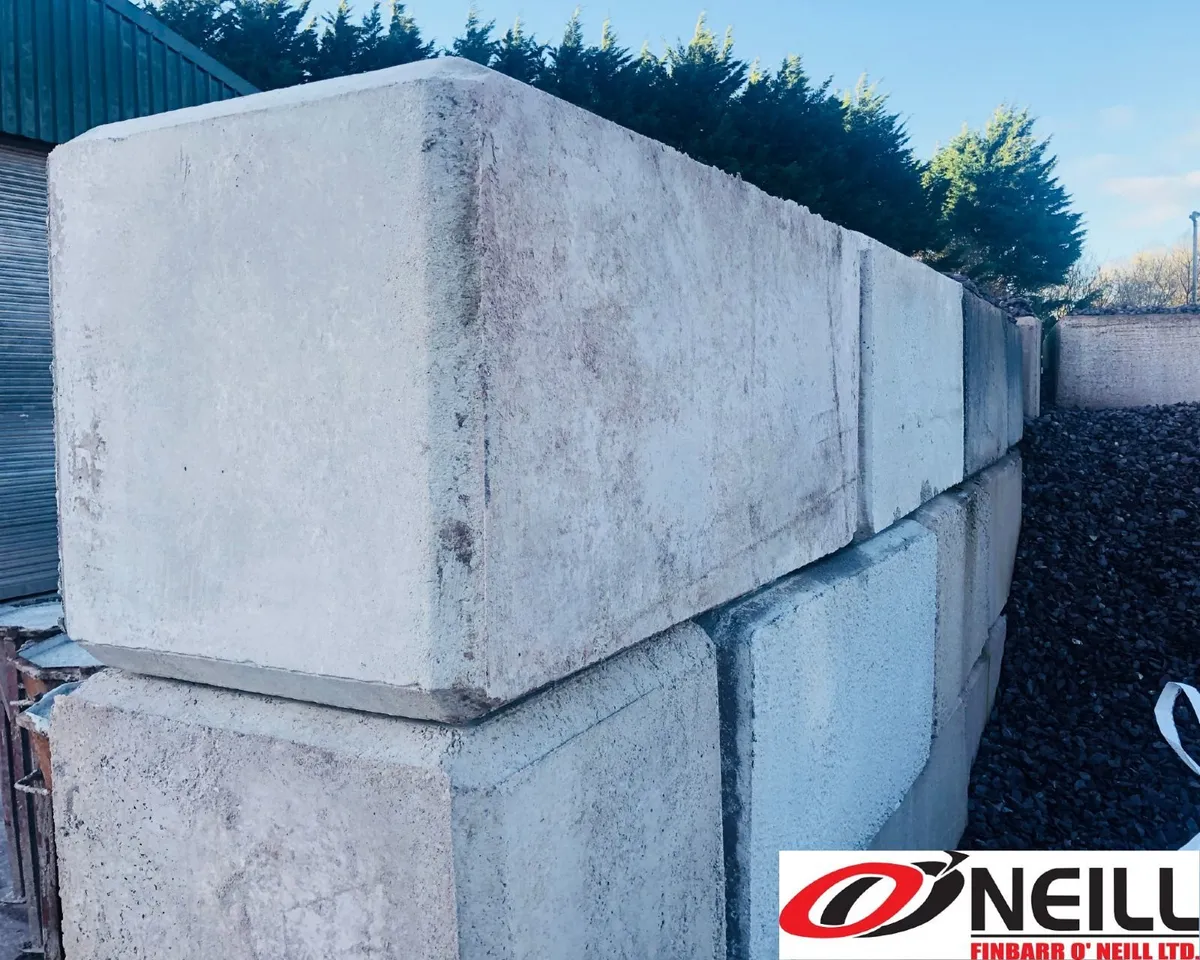 Concrete Lego Block/ Octoblock - Image 3