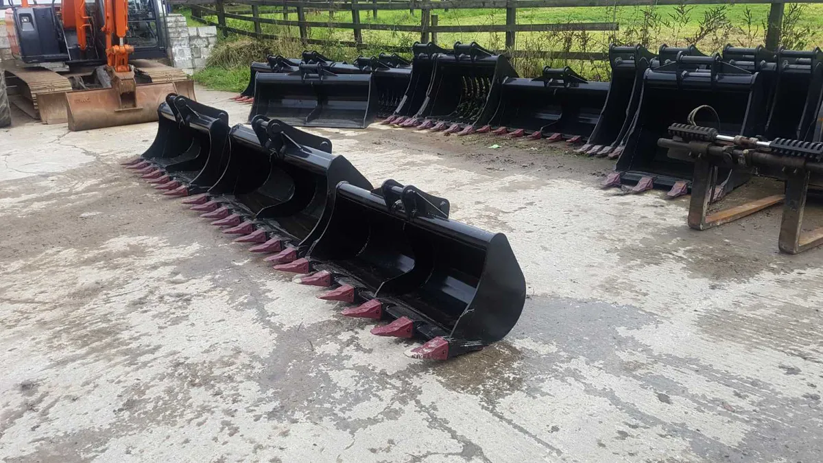 NEW SHALLOW PROFILE DITCHING BUCKETS - Image 3