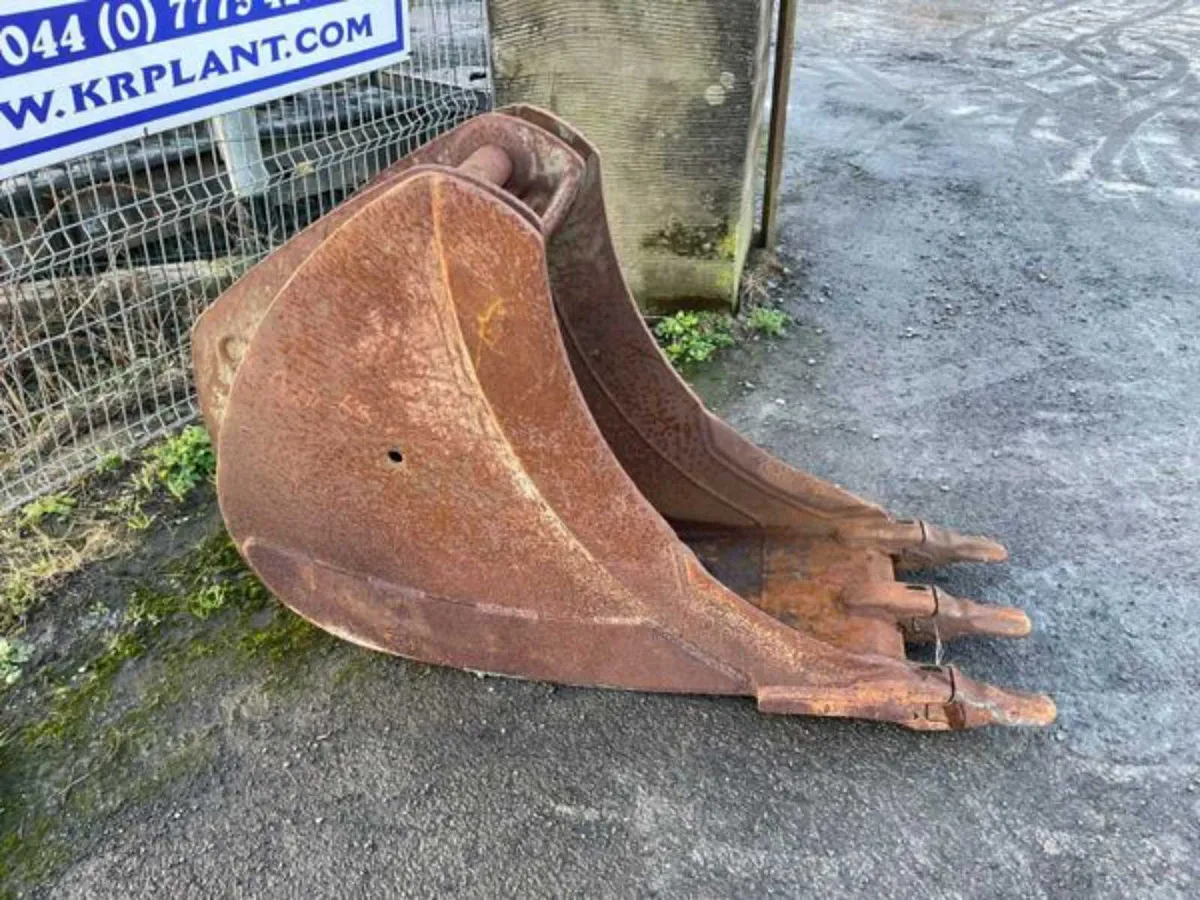 Miller 20ton 2ft digging bucket 80mm pins - Image 4