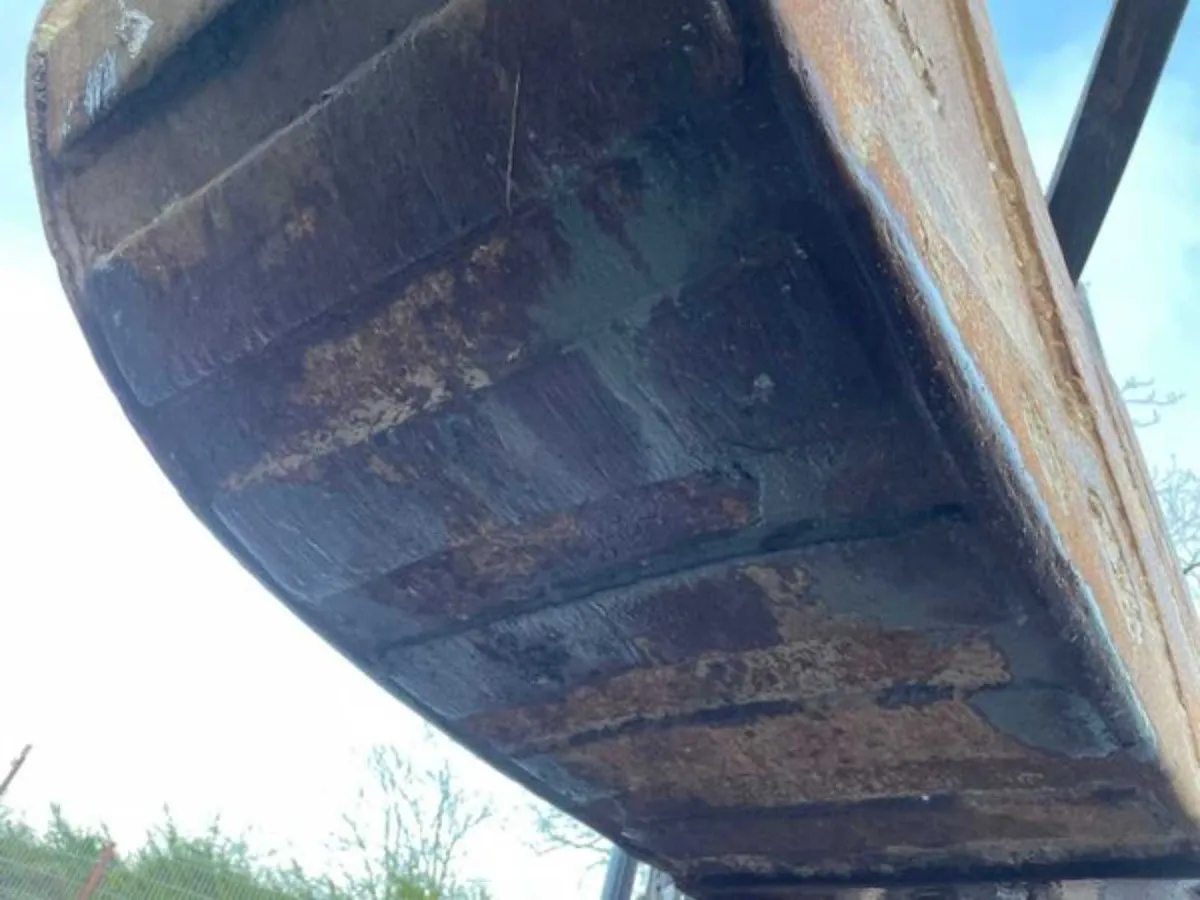 Lemac 20ton 2ft digging bucket 80mm pins - Image 4