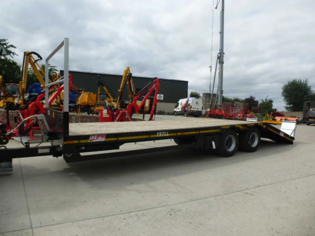 JPM Hyd Beavertail trailer - Image 2