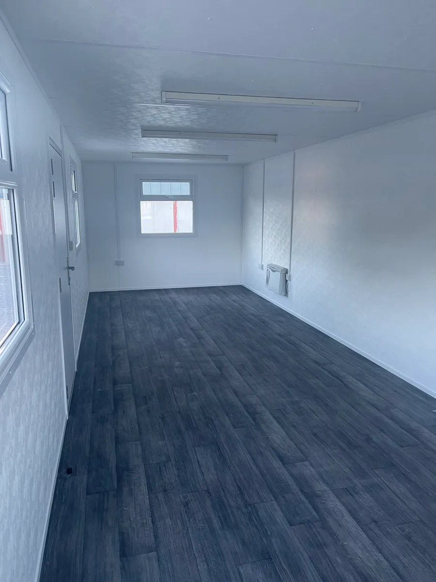 Home office / sleeper cabins - Image 4