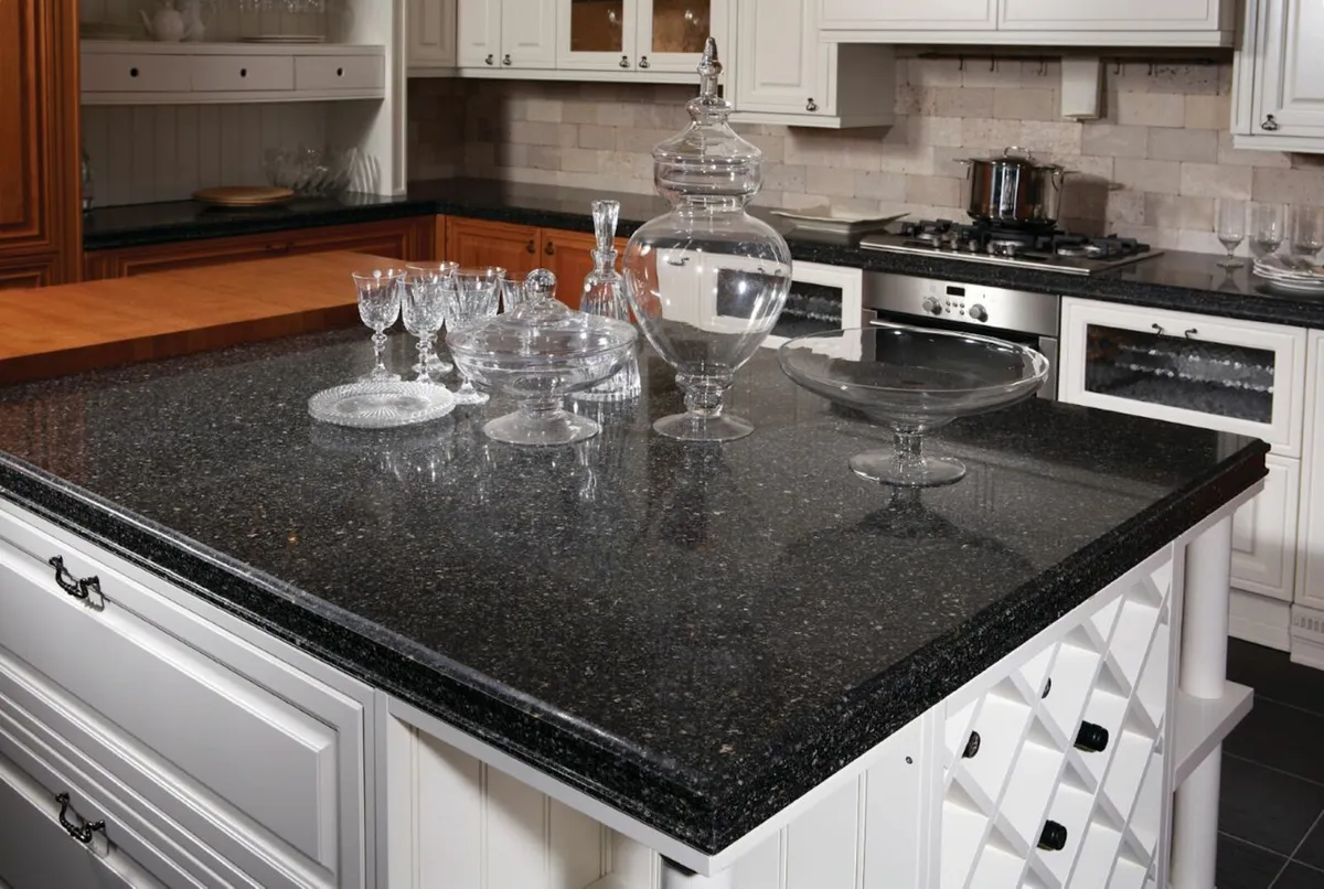 Black Quartz Island Tops - REDUCED TO CLEAR - Image 1
