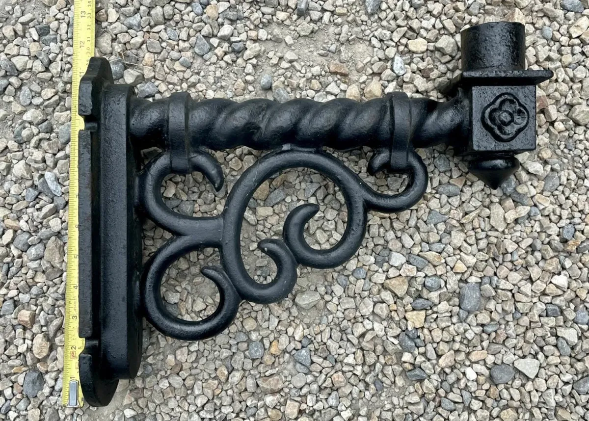 Cast Iron Wall Lights - Image 3