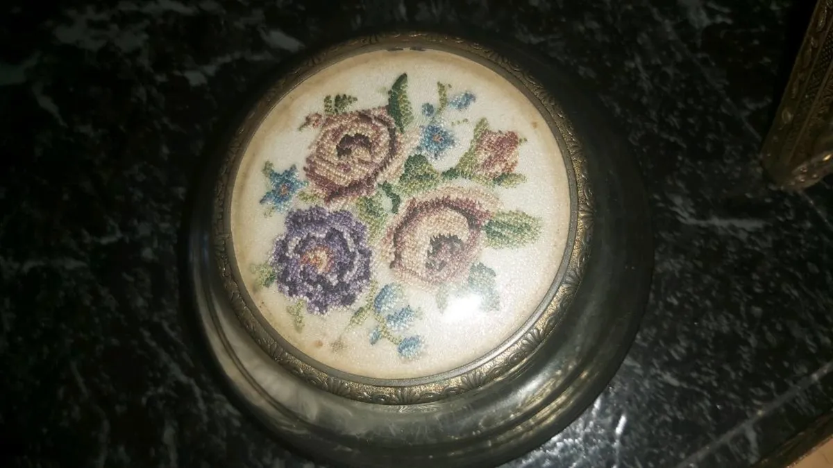 Stunning antique Regent of London set of 3 - Image 4