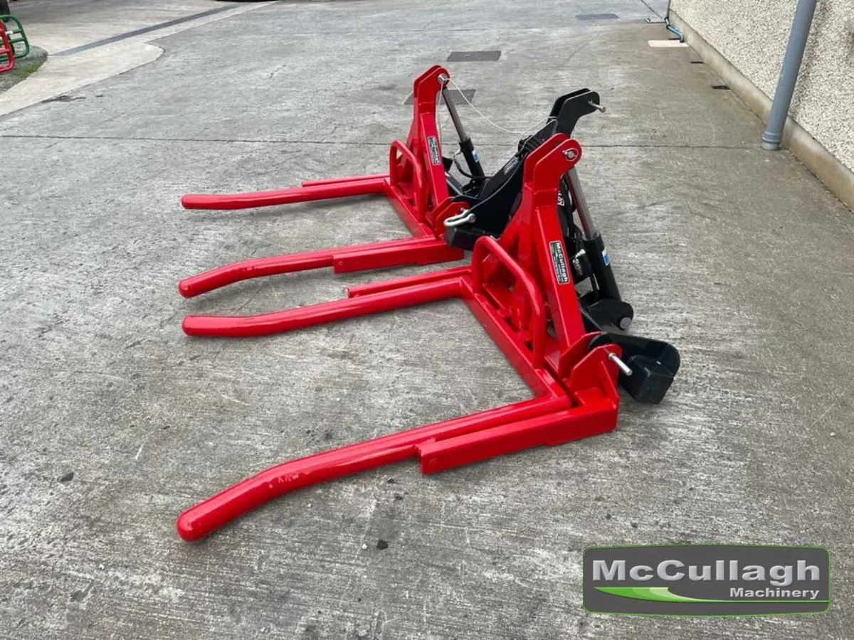 New Nugent Duo Bale Attach with Lifters - Image 1