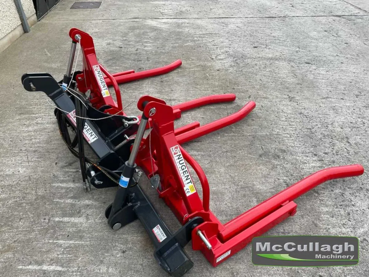 New Nugent Duo Bale Attach with Lifters - Image 3