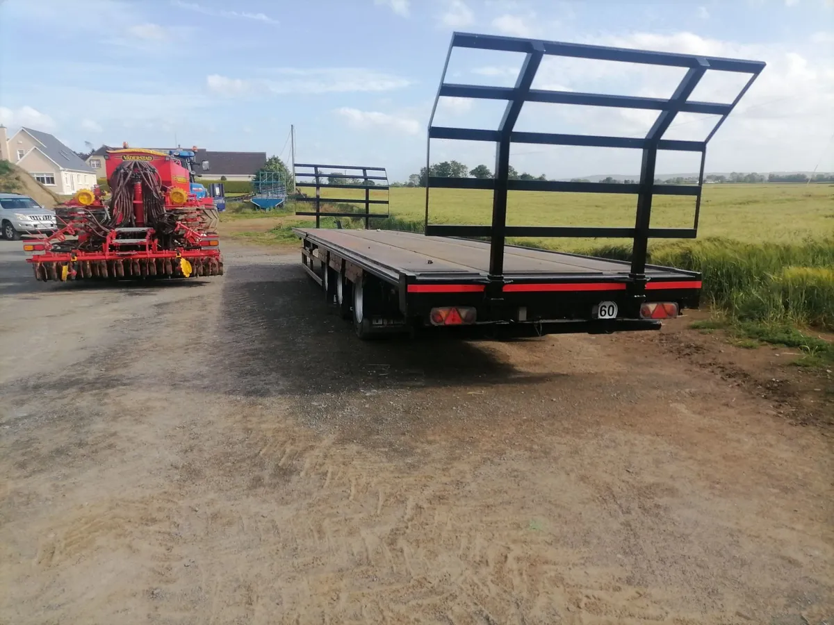 36 ft  bale trailer - Image 3