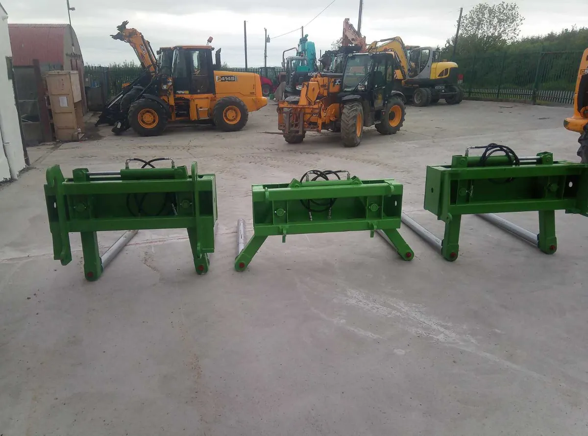 Selection of Bale Handlers (16721) - Image 1