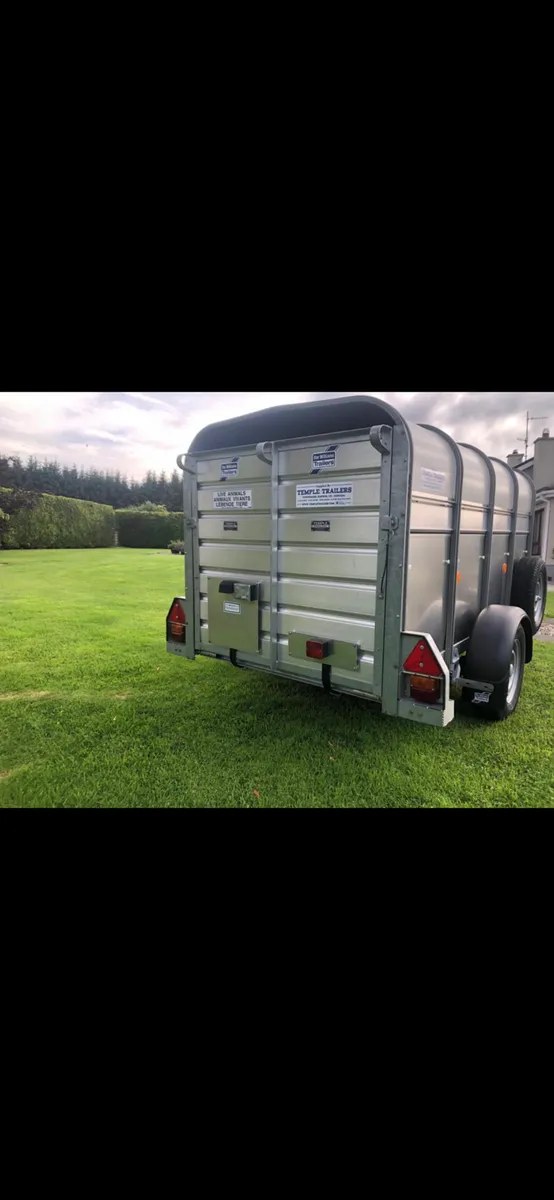 New ifor Williams 8x4 Livestock - Image 4