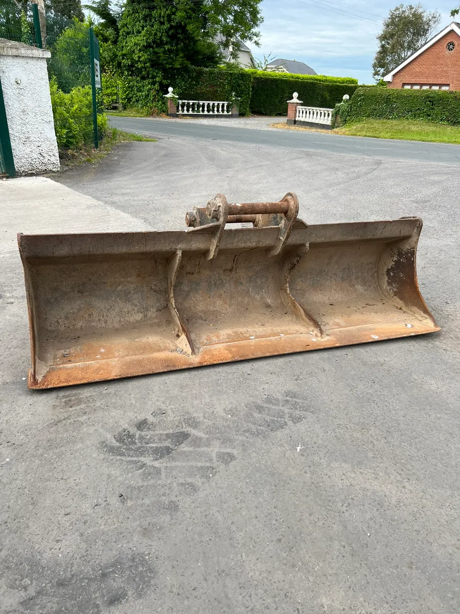 8 Foot Tighe Grading Bucket. Suit 14 Ton - Image 1
