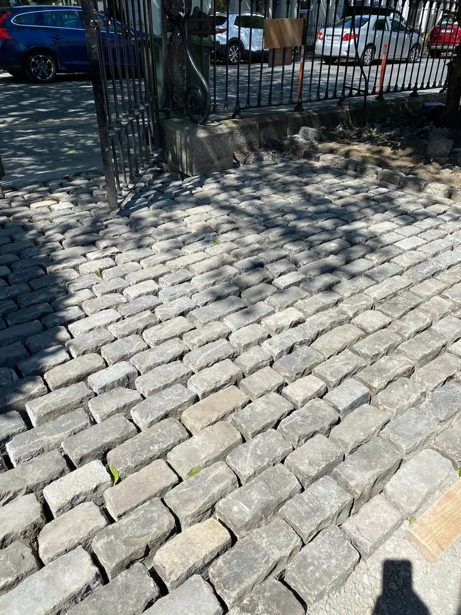 OLD DUBLIN STREET COBBLES - Image 1