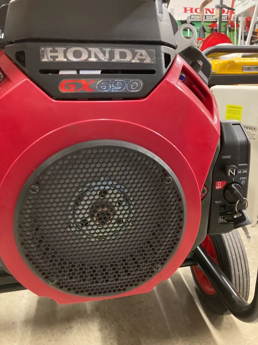 Honda Generator - Image 3