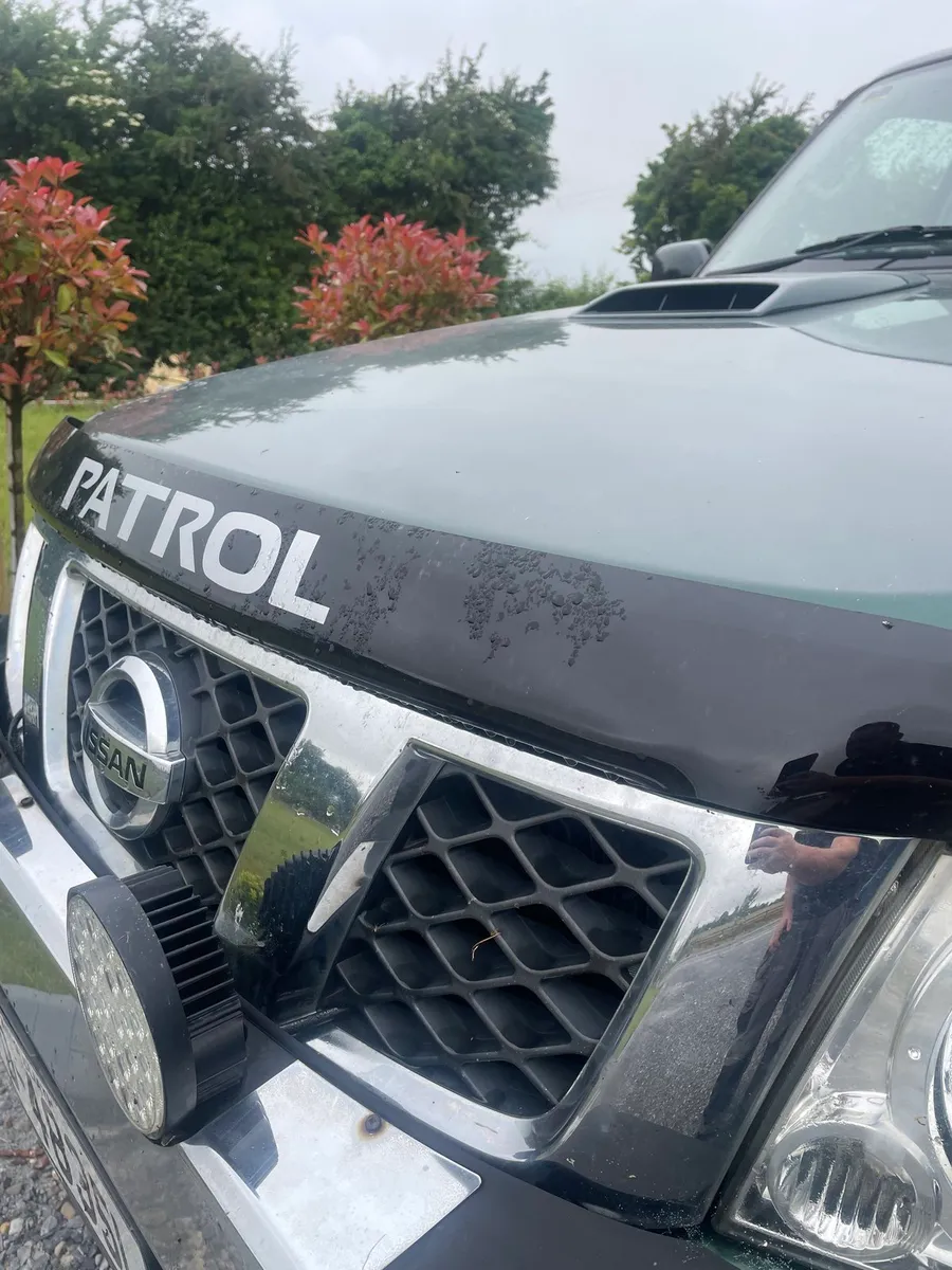 Nissan patrol bonnet guard - Image 1