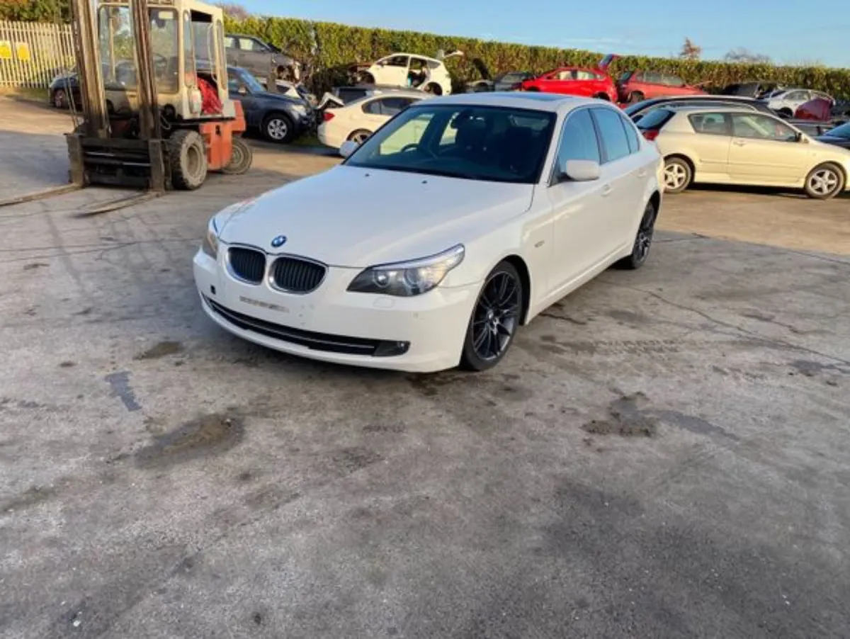 2009 BMW 520 TD - Image 2