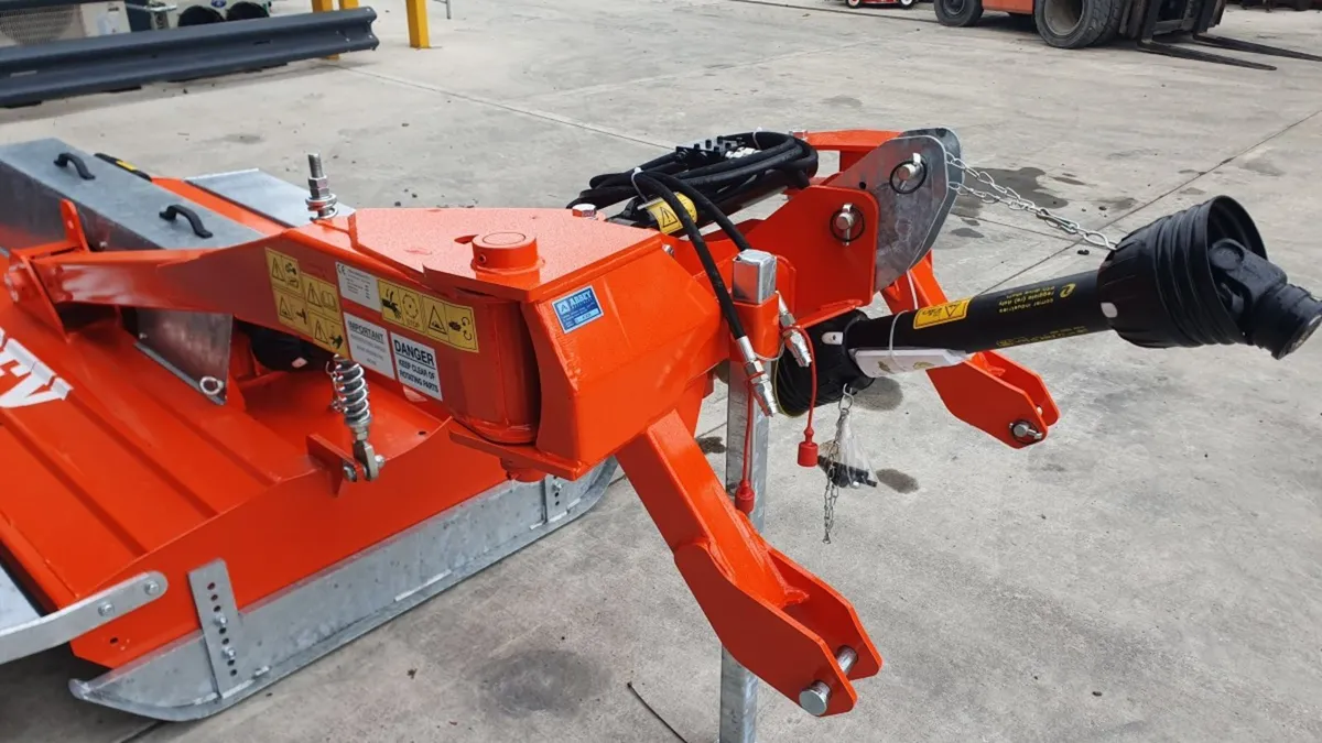 New Abbey 6, 8, 9 Foot Mounted and Trailed Toppers - Image 3