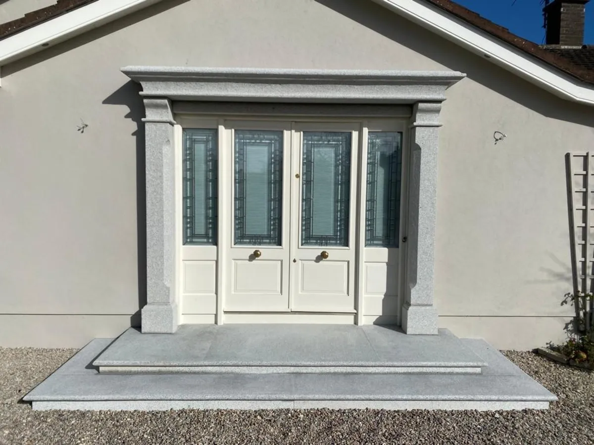 Granite front door steps - Image 1