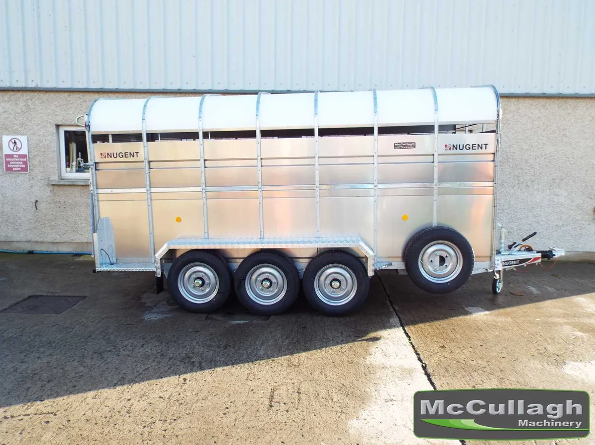 New Nugent 14ft Tri-Axle Cattle Trailer - Image 2