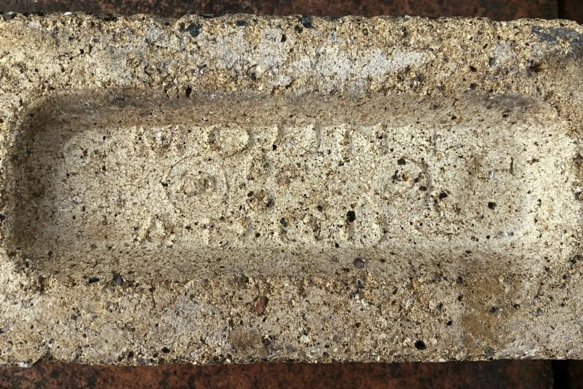 Reclaimed Yellow Brick - Image 4