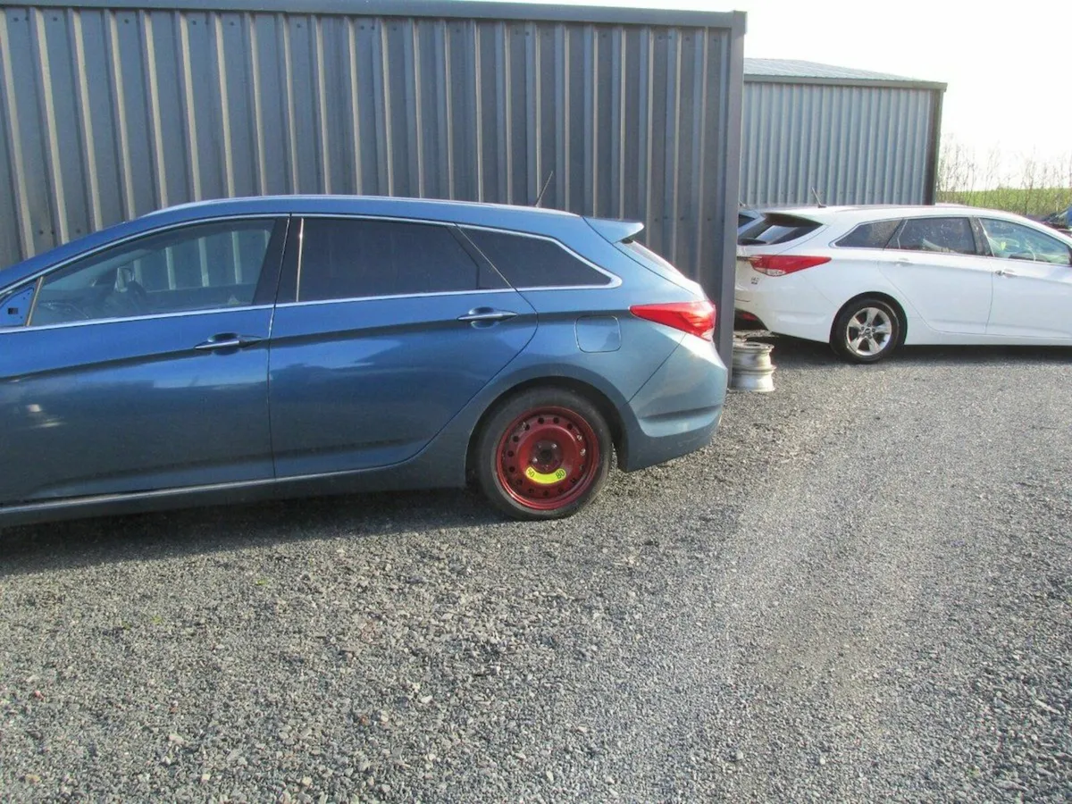 hyundai i30 i40 ix35 kia sportage kia ceed breakin - Image 3