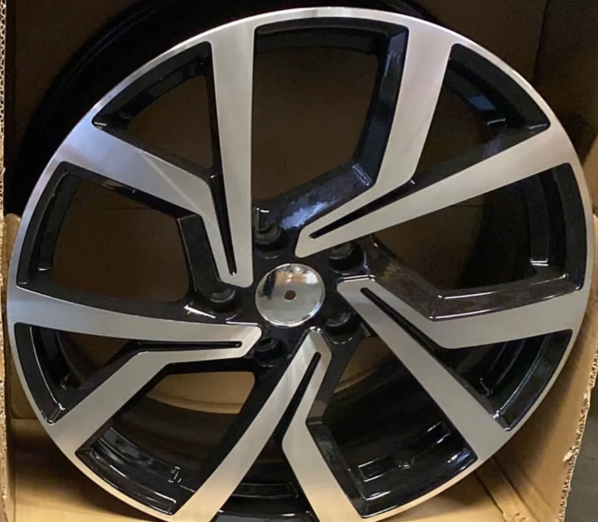 18” clubsport 5x112 alloys & tyres