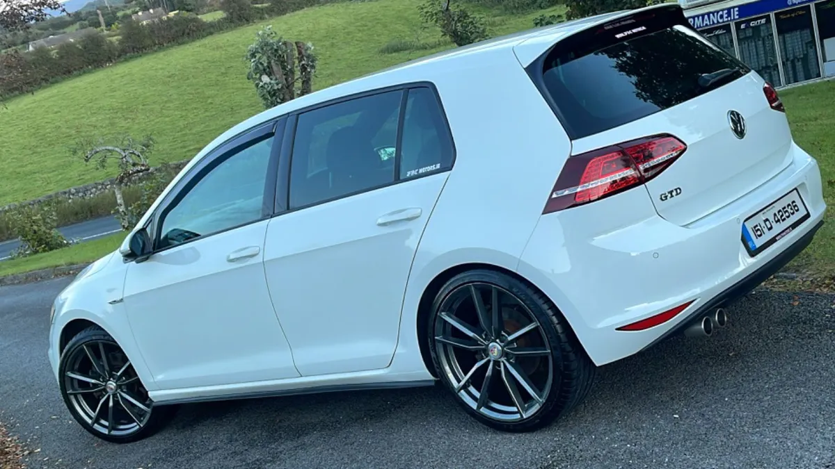18” Pretoria grey 5x112 vw golf Passat alloys - Image 1