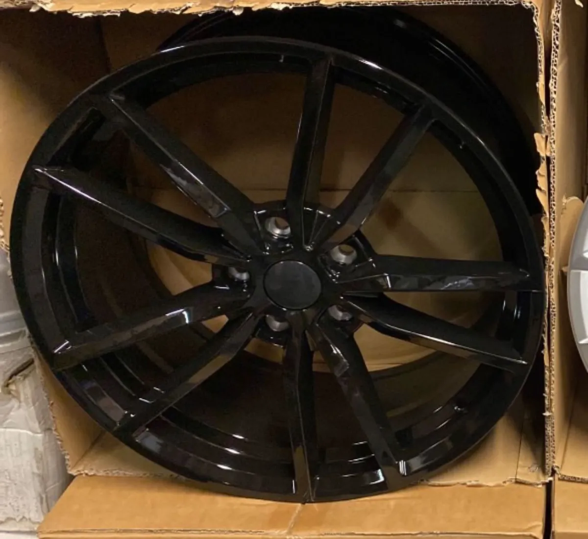 18” Pretoria gloss black 5x112