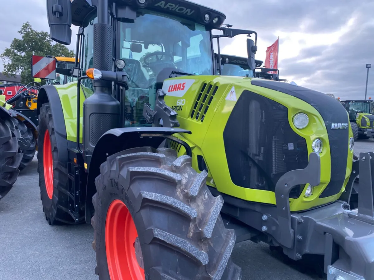 Claas Arion 610 - Image 3