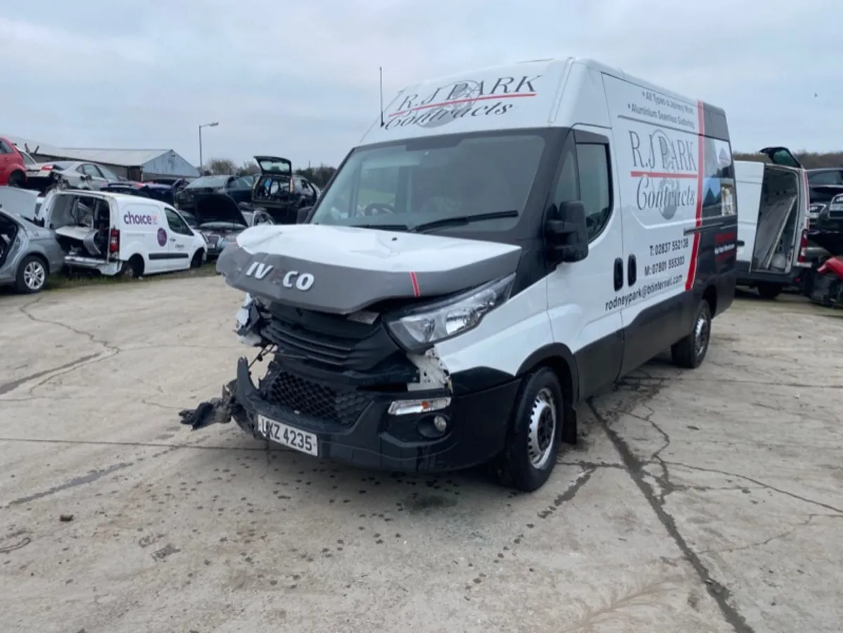 2018 fiat Iveco 2.3 high roof - Image 3
