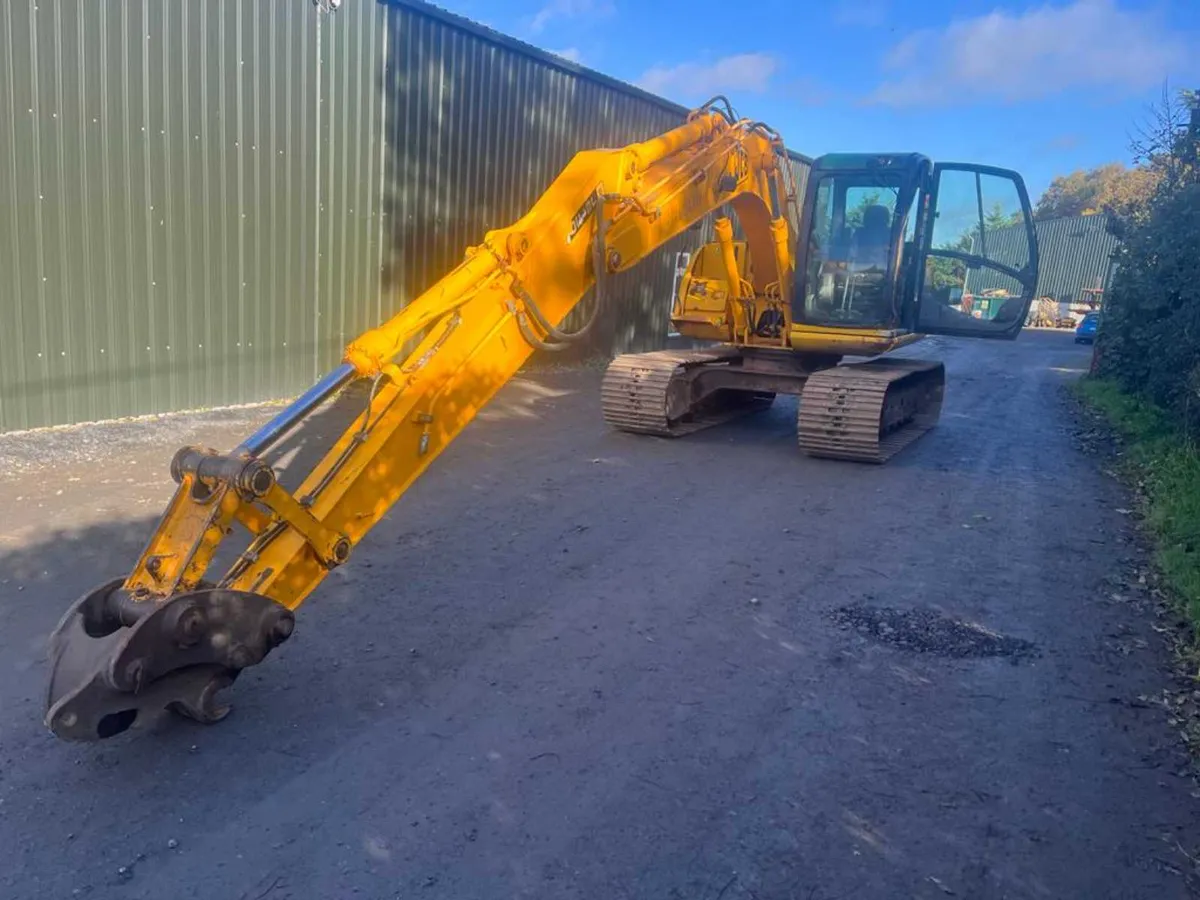jcb js 130 excavator - Image 2