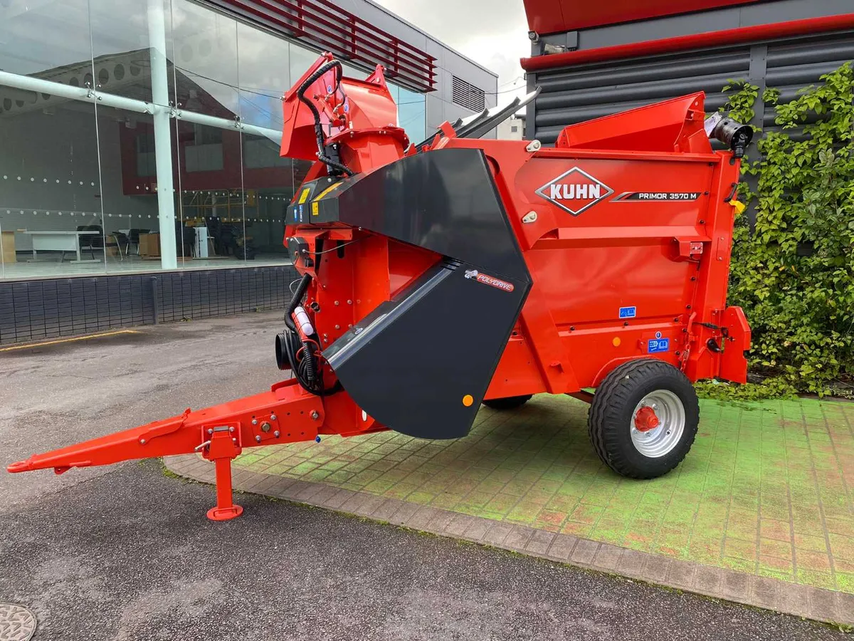 KUHN Bedding & Feeding Equipment - Image 1